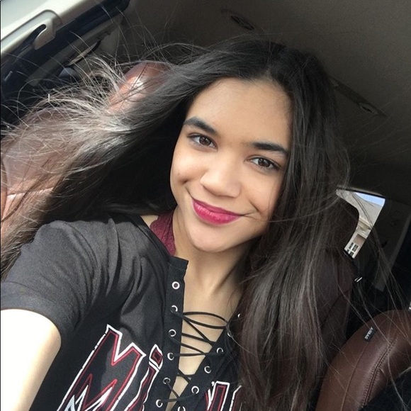 Meet your Posher, Natalie - Picture 1 of 1